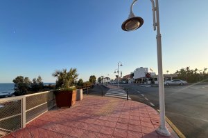 Bulevar de entrada a Villaricos.