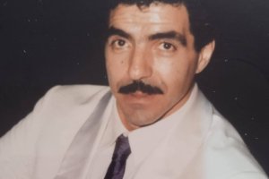 Una fotografía de archivo de Augusto Cesare durante los años 90.