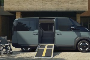 El modelo de KIA facilita el acceso sencillo a personas con silla de ruedas