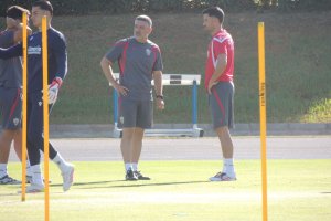 García Pimienta y Javi Muñoz, este domingo en el campo Anexo.