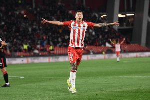 Thalys celebrando uno de los goles del Almería a la Cultural Leonesa.