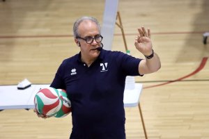 Marcelo Méndez inaugura en el nivel de la excelencia el 40º Aniversario de Unicaja Costa de Almería.