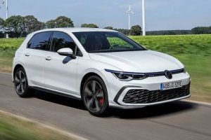 Nuevo Volkswagen Golf con su nueva versión híbrida HEV