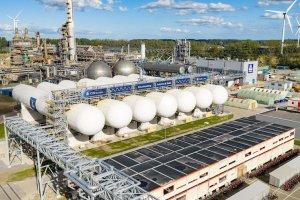 La mayor instalación industrial de captura de carbono de Europa se ha inaugurado esta semana oficialmente en la planta de Yara en Sluiskil (Países Bajos)