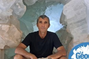 Ernesto Valverde, exentrenador del Athletic Club, en su visita a la Geoda de Pulpí.