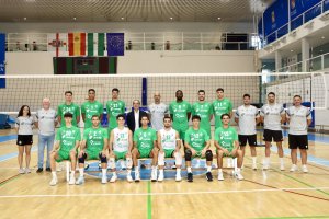 Foto de familia de Unicaja Costa de Almería 26-27.