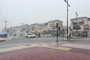 La lluvia cae con intensidad en Vera