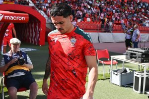 Álex Sola no jugó ni un minuto en el Almería-Burgos el pasado sábado.