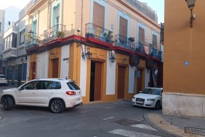 El local de la tortillería La Mala se transforma en la Taberna La Buena.