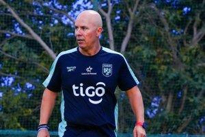 Sergio Pardo, el hombre de confianza de Francisco en la preparación física, vive una aventura nueva en la Selección de Panamá.