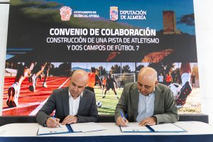 Firma del convenio entre Diputación y Huércal-Overa