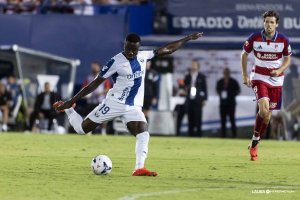 Soko anotaba su primer gol de la temporada al Granada de Pacheta.