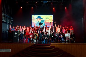 Foto de familia en la Gala de Clausura del festival.