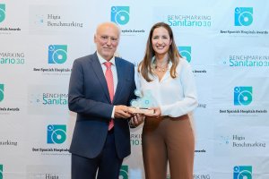 Reconocimiento a HLA Mediterráneo como Mejor Hospital Privado Intermedio en Procesos Médicos.