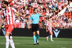 Galech Apezteguía en  el Almería-Burgos.