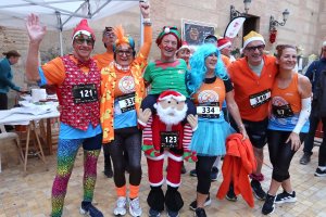Imagen de archivo de participantes de la carrera de Navidad de Vera en una edición anterior.