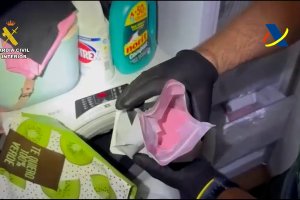 Imágenes de la operación que ha permitido intervenir más de cinco kilos de 'tusi'.