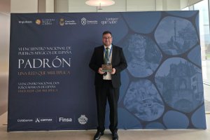 El alcalde de Tabernas ha recogido en Padrón esta distinción