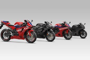 La nueva CBR500R FOUR y la renovada CBR600RR muestran dos maneras diferentes de entender una moto deportiva.