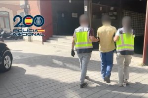 La Policía Nacional detiene a una persona