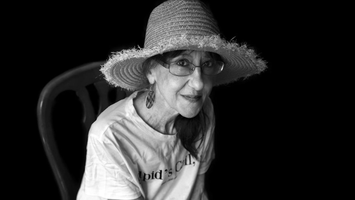 Pilar Quirosa-Cheyrouze destacó como poeta, novelista y activista de la cultura.