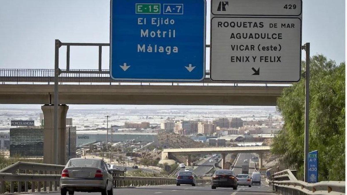 Imagen de la Autovía del Mediterráneo, a su paso por la provincia de Almería.