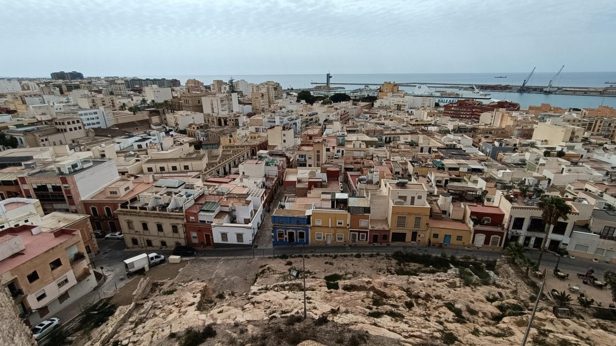 Vista aérea del Casco Histórico realizada desde la Alcazaba de Almería
