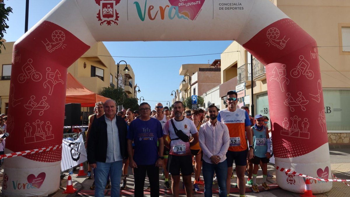 Imagen de la carrera solidaria de la Real Archicofradía de Nuestro Padre Jesús Nazareno de Vera.