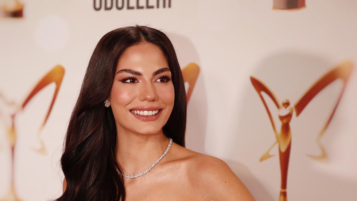 Demet Özdemir.