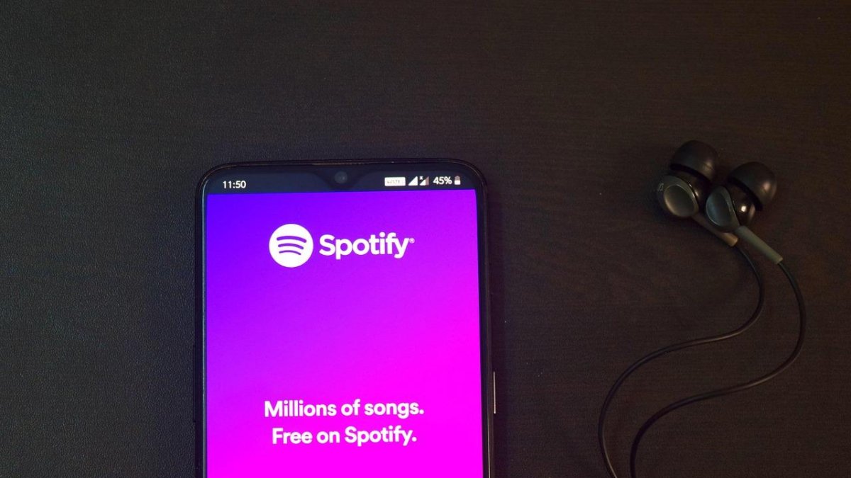 Spotify, una de las plataformas más populares en planes compartidos.