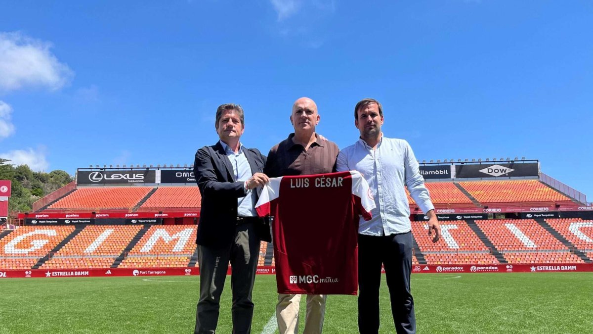 En Tarragona tienen mucha fe en el trabajo del preparador gallego.