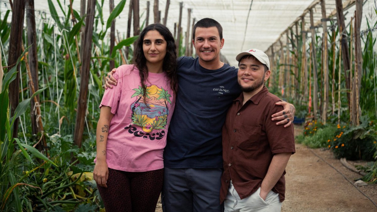 Herminia Loh, Silver e Ian de la Rosa, durante las pruebas de cámara de ‘Iván & Hadoum’.