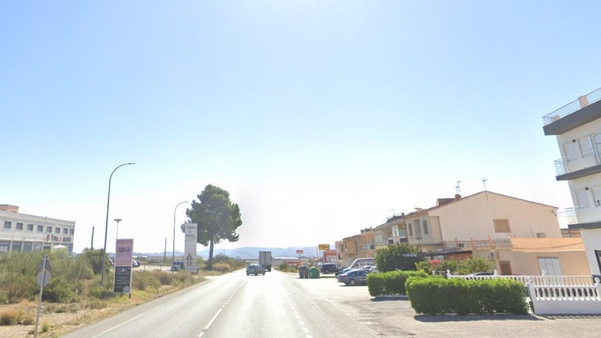 Un tramo de la avenida 28 de febrero de Albox.