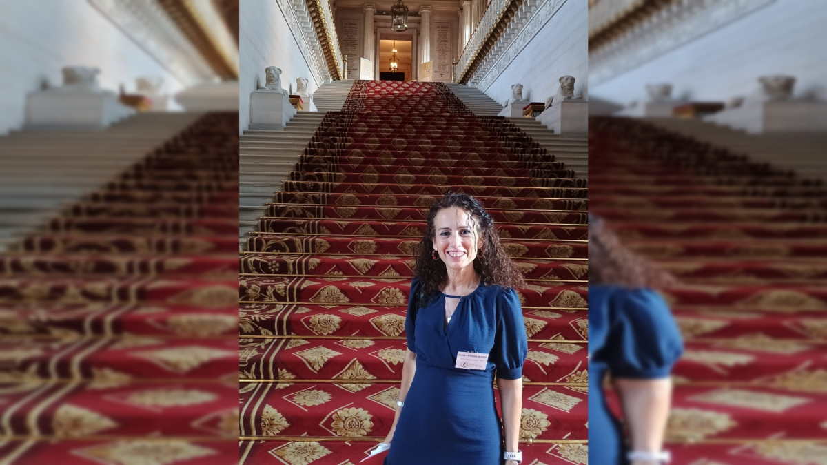 La doctora almeriense Gema Esteban en el Senado francés.