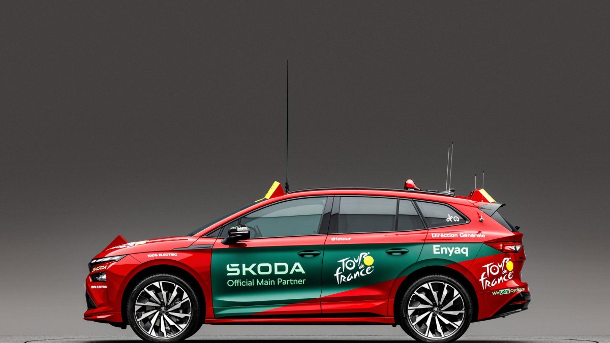 El fabricante checo de automóviles proporcionará una flota totalmente eléctrica de hasta 225 vehículos.