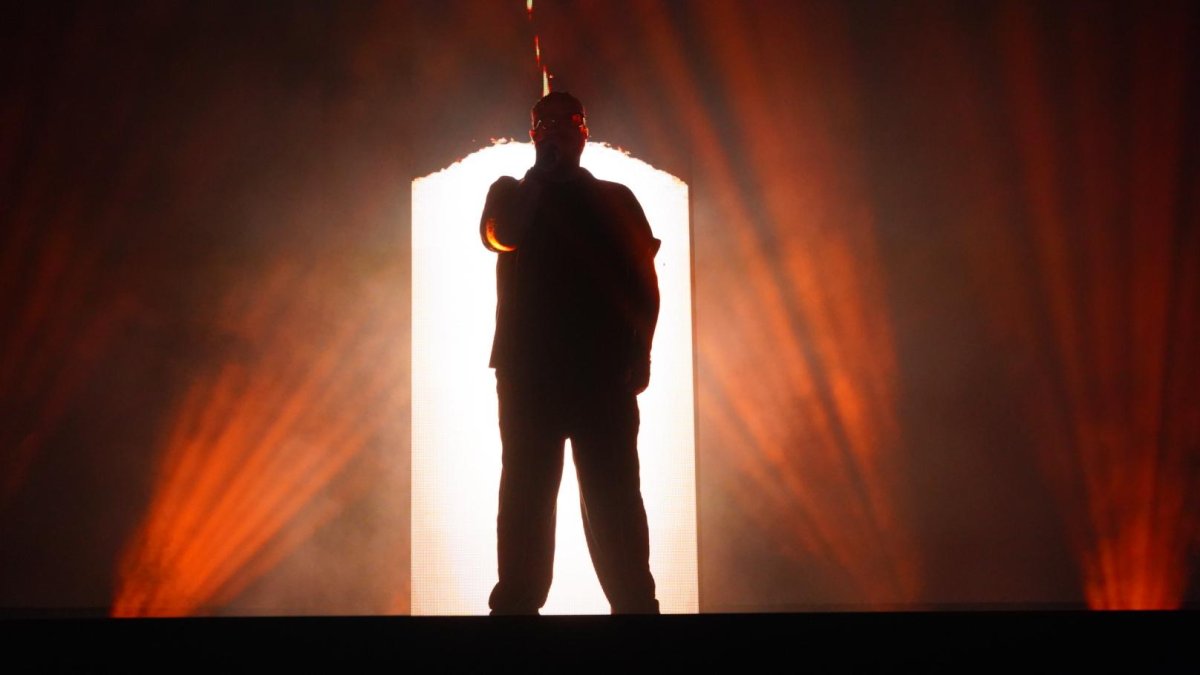 Antonio Orozco, durante su concierto en la Plaza de Toros de Almería del pasado mes de julio.