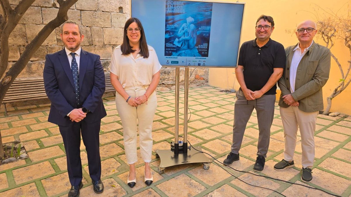 Presentación de la iniciativa ‘Poesía en los Aljibes’ este jueves con José Antonio Picón, Almudena Morales, Aníbal García y Antonio Lafarque.