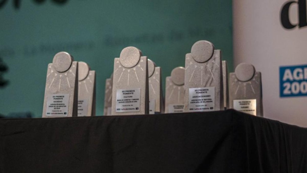 Imagen de archivo de los Premios Poniente entregados en la edición del año pasado.