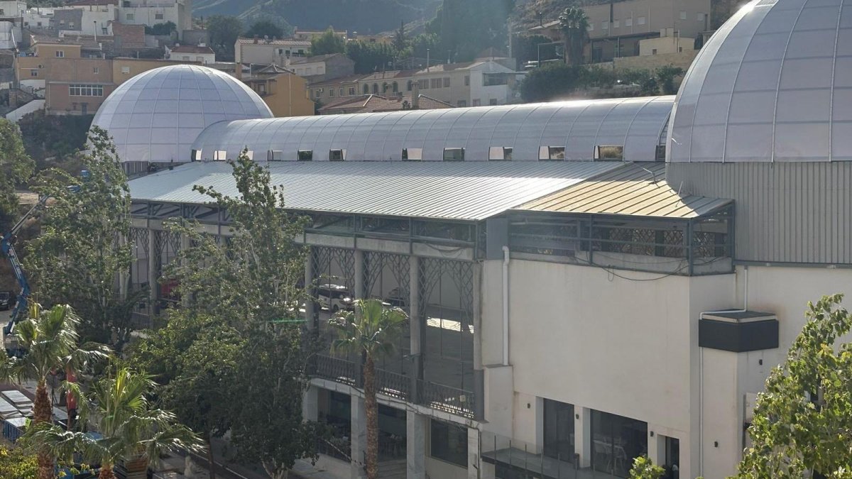 Continúan las obras en el Vaticano de Macael.