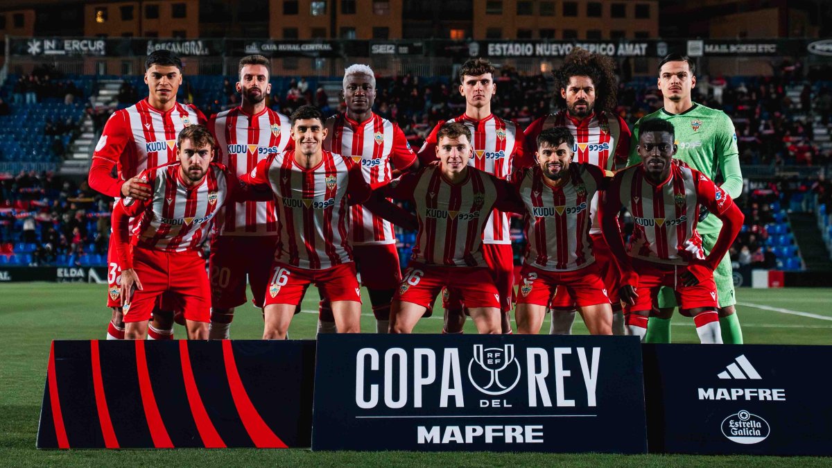 La alineación de Rubi en Elda con muchos jugadores que no tienen protagonismo durante la Liga.