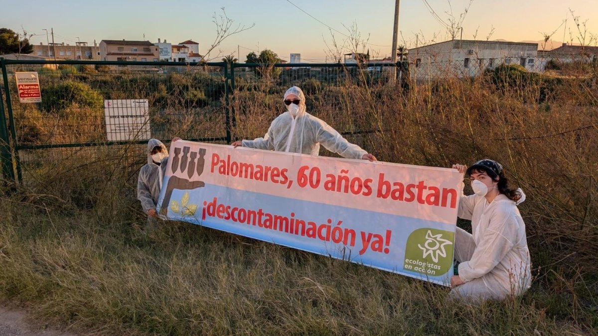 Ecologistas en Acción reclama la descontaminación de Palomares.