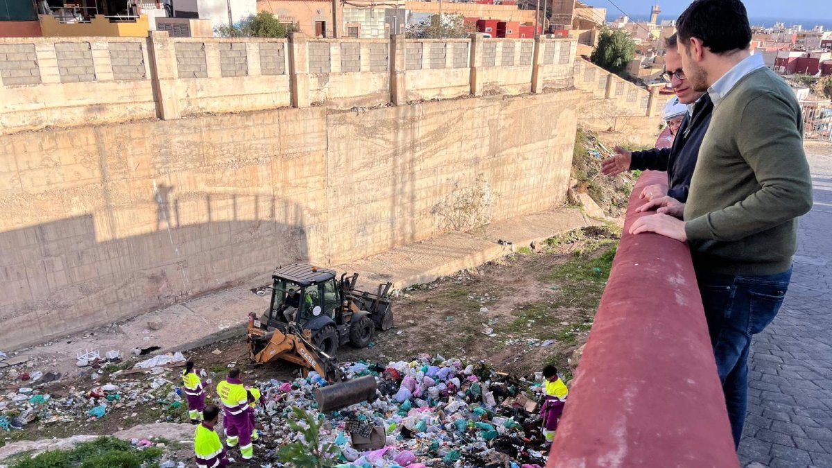 Operativo de limpieza en el Barranco Caballar