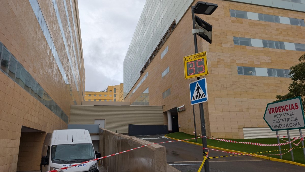 Imagen de la zona afectada en el Hospital Materno Infantil de Torrecárdenas.