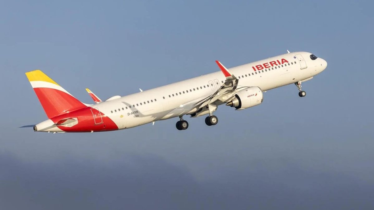 La compañía Iberia pone tope a los precios y se nota en el número de plazas que está vendiendo para ir a Madrid.