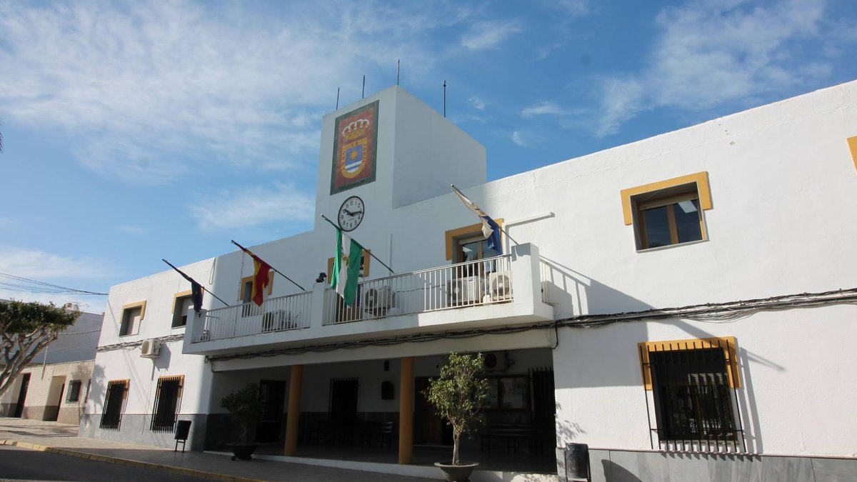 Fachada del Ayuntamiento de La Mojonera.