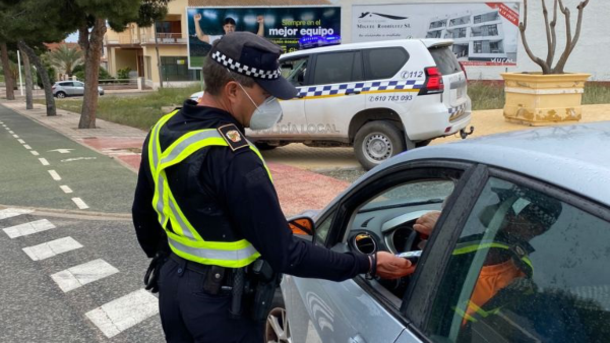 Imagen de archivo de un control de alcoholemia de la Policía Local de Huércal-Overa.