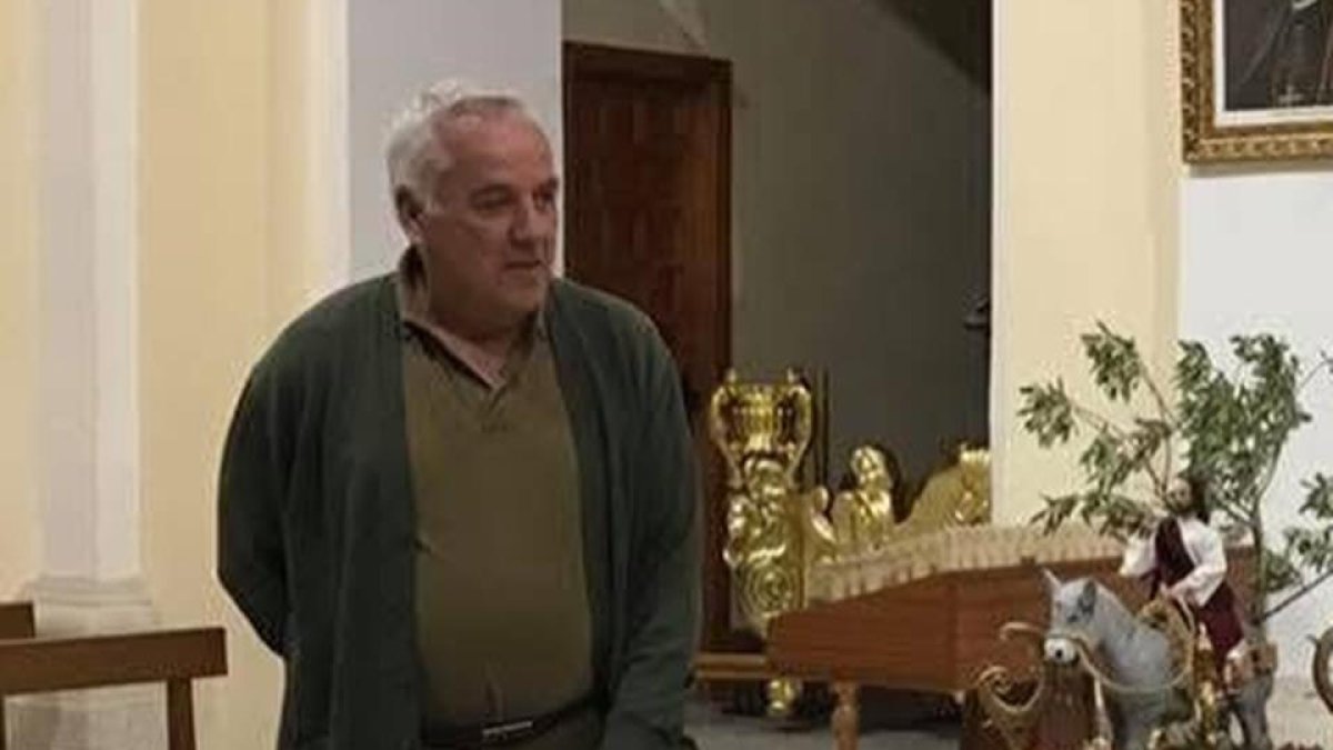 Paco Magaña en una imagen difundida por el Ayuntamiento de Sorbas.