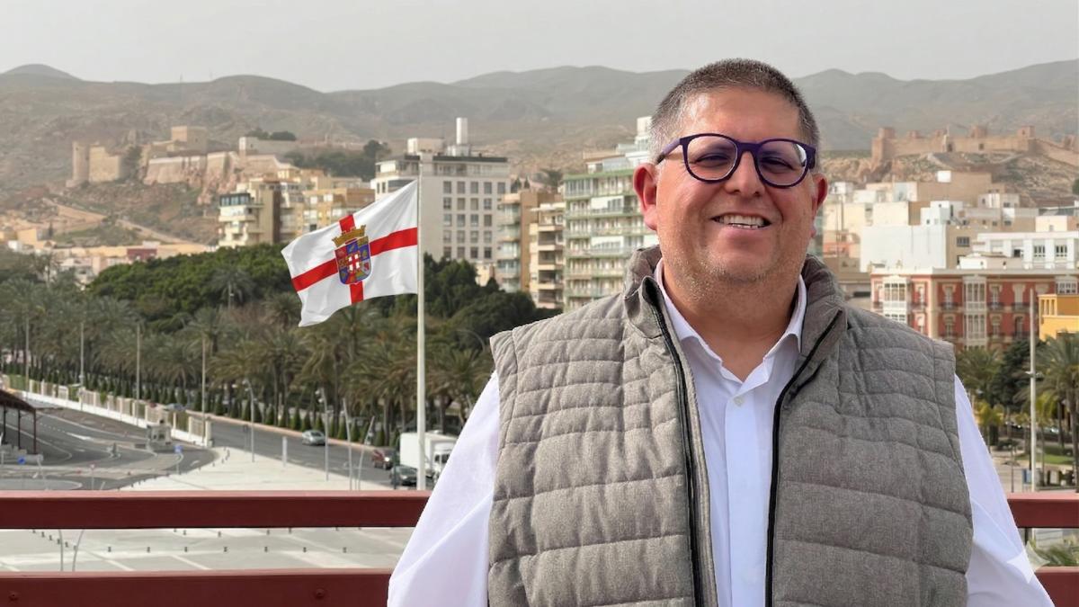 Juan José Cano encabezará la lista de Almerienses