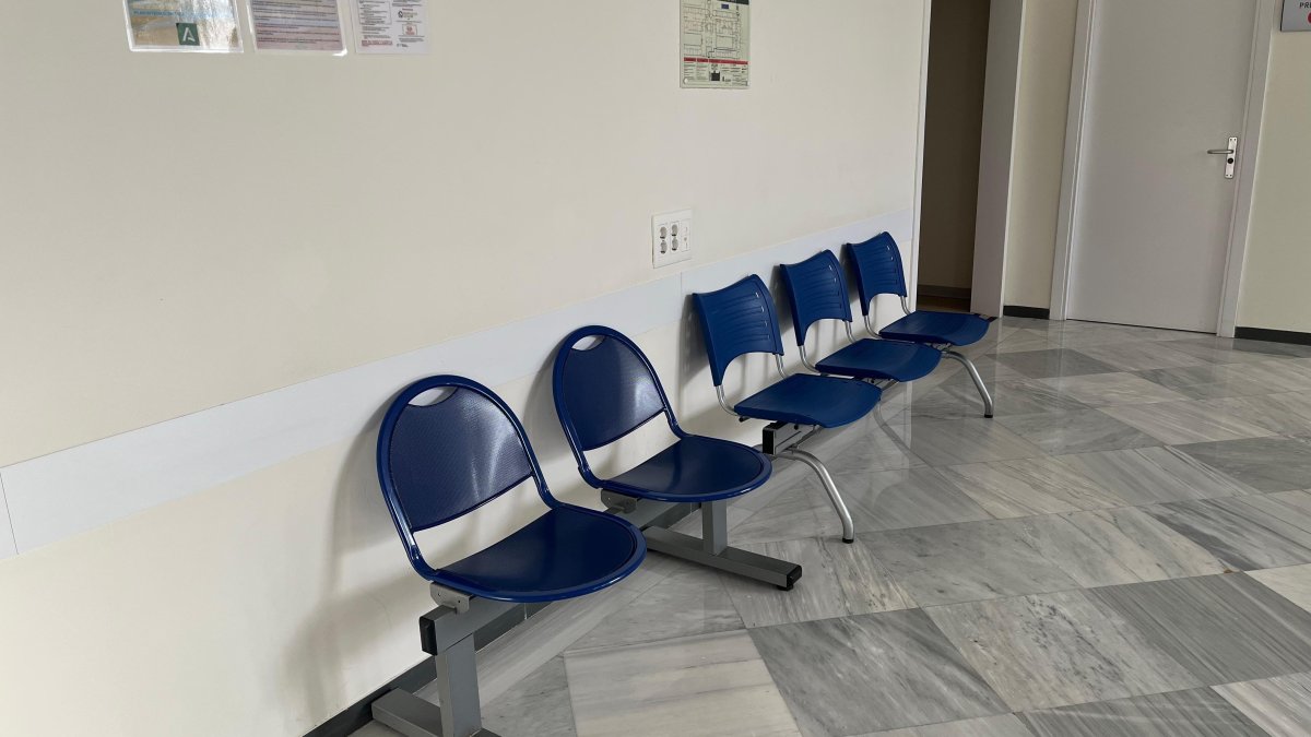 Sala de espera de un centro de salud de Almería