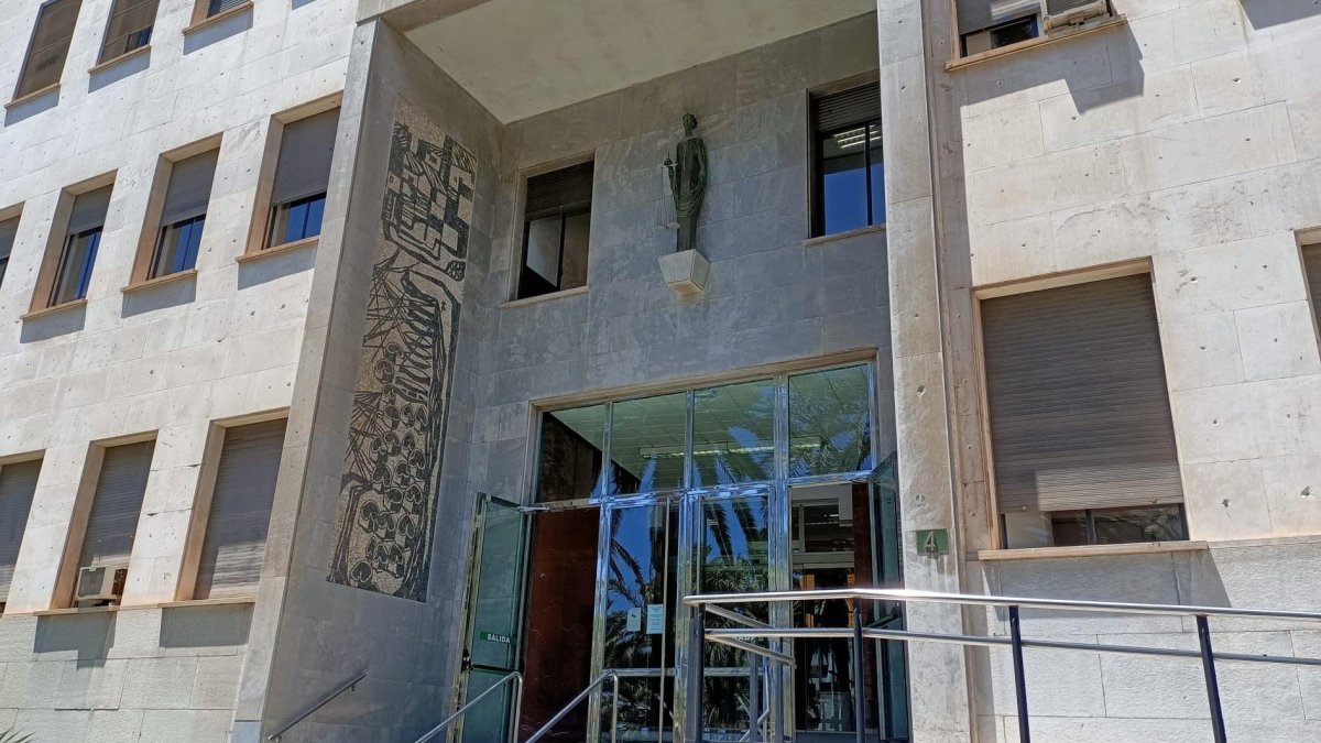 Archivo - Audiencia Provincial de Almería.